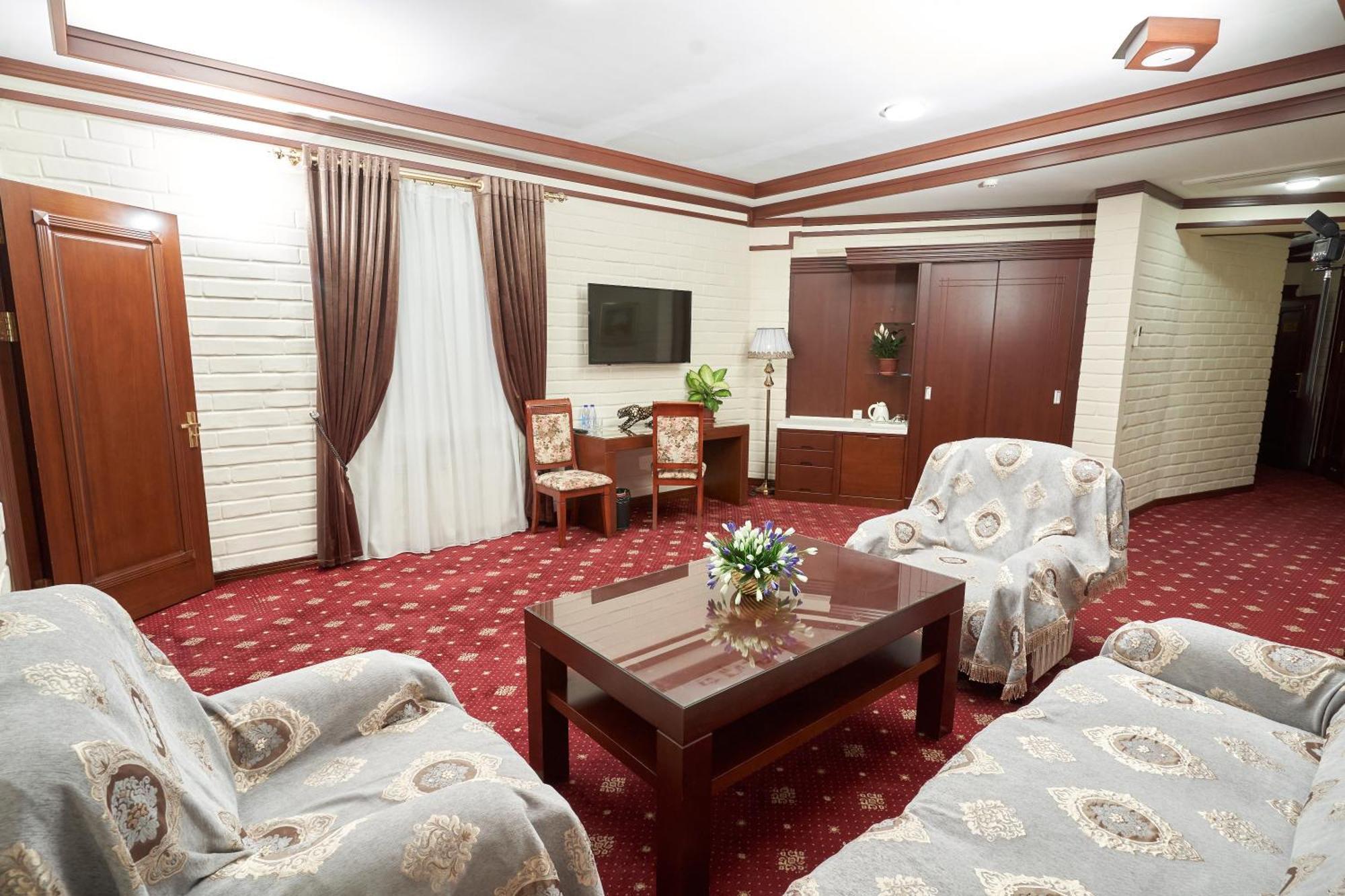 Rakat Plaza Hotel Ташкент Екстериор снимка