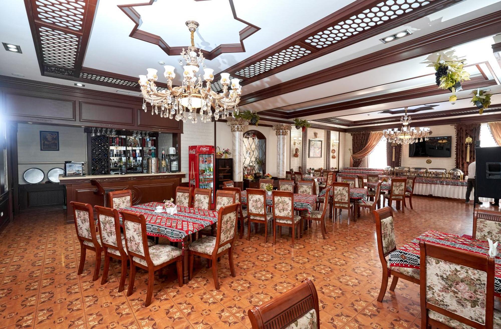 Rakat Plaza Hotel Ташкент Екстериор снимка