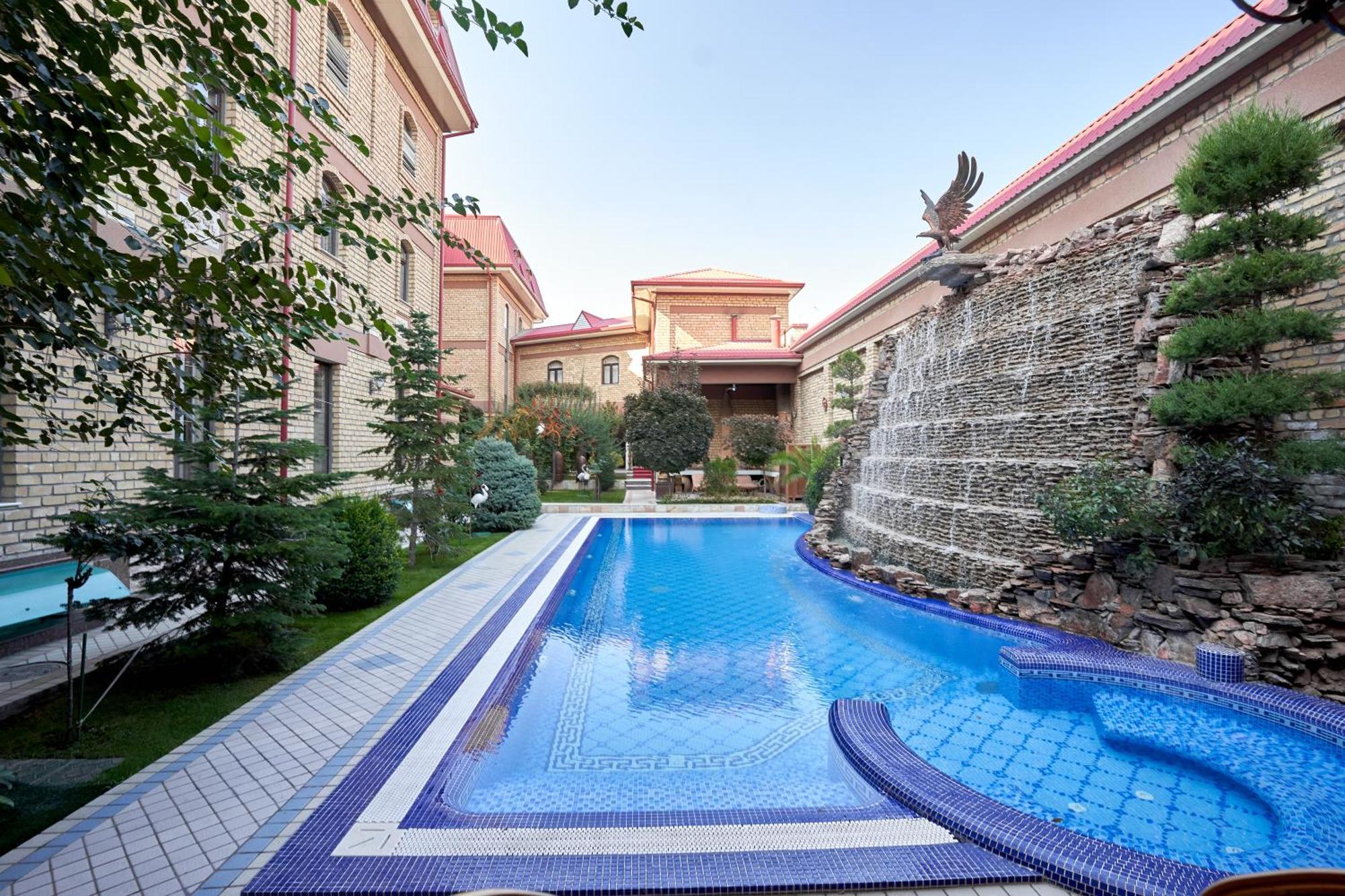 Rakat Plaza Hotel Ташкент Екстериор снимка