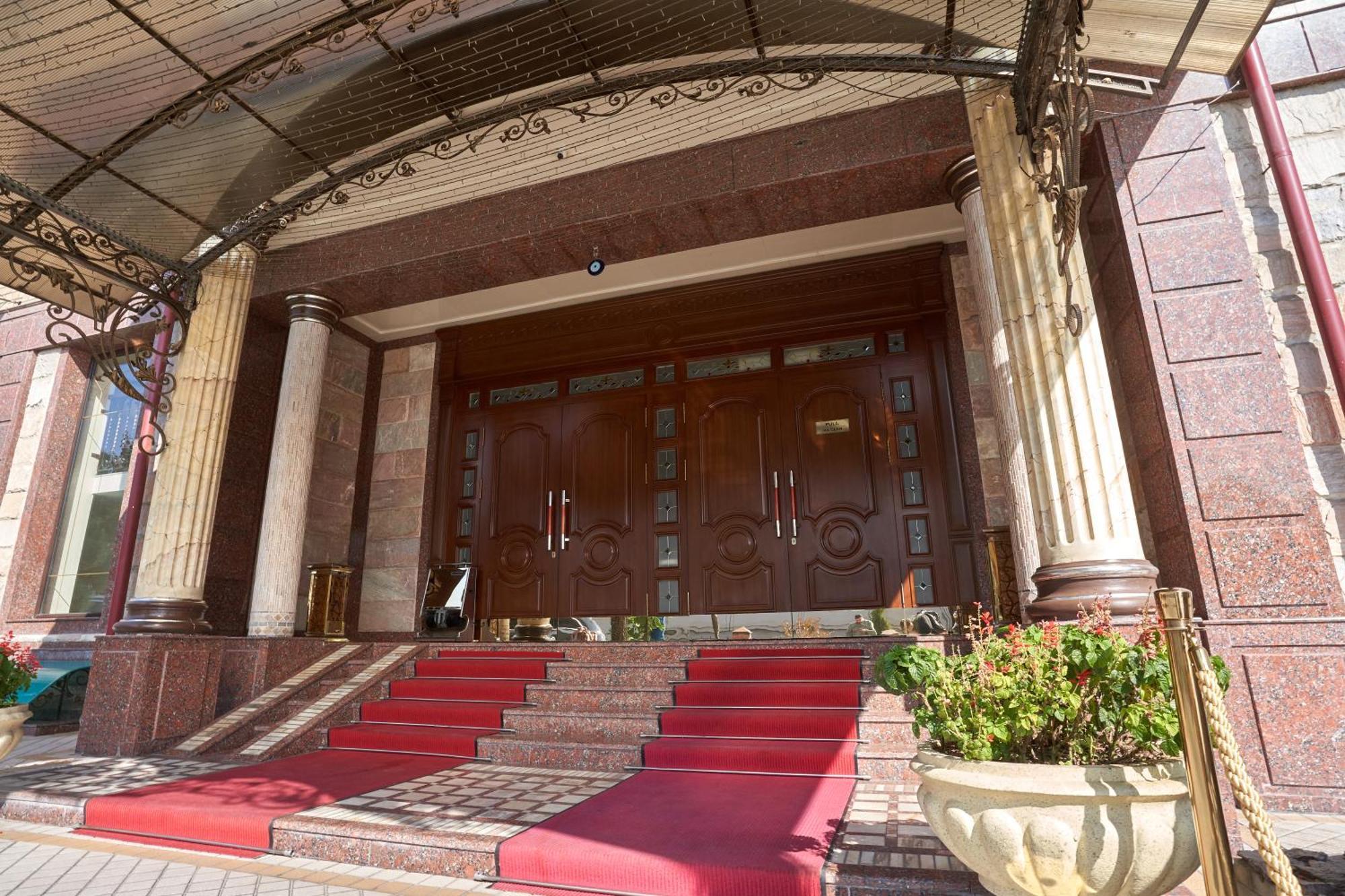 Rakat Plaza Hotel Ташкент Екстериор снимка